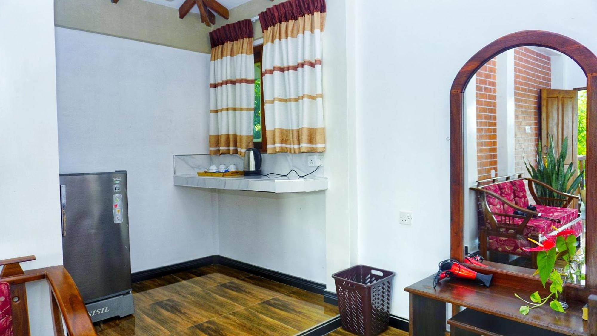 Sigiri Dilu Villa Sigiriya Habitación foto